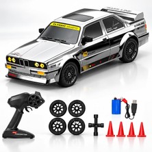 Gy Atelier Oyuncak Uzaktan Kumandalı 50 Km/h Hızlı Drift Araba Esp Denge Sistemli 370 Motorlu Şarjlı LED Işıklı Rc Araba 27,5 cm