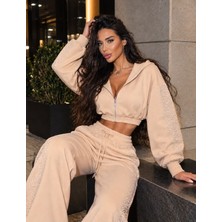 Serac Collection Kadın Taş Baskı Detaylı Fermuarlı Crop Sweatshirt ve Geniş Paça Eşofman Takımı
