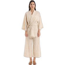 Üstüner Etnik Desenli Bağlamalı Kısa Kimono Naturel