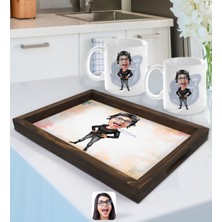 BK Gift Kişiye Özel Kadın Pilot Karikatürlü Doğal Ahşap Tepsi ve 2’li Kupa Bardak Seti