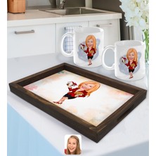 BK Gift Kişiye Özel Kadın Emlakçı Karikatürlü Doğal Ahşap Tepsi ve 2’li Kupa Bardak Seti-2
