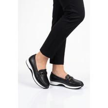 Ayk's Toka Detaylı Kalın Tabanlı Şık Rahat Siyah-Beyaz Kadın Casual Ayakkabı Loafer 067 26K