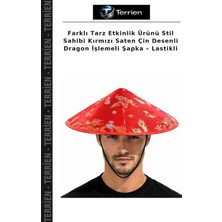 Terrien Farklı Tarz Etkinlik Ürünü Stil Sahibi Kırmızı Saten Çin Desenli Dragon Işlemeli Şapka – Lastikli