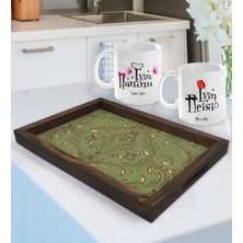 BK Gift Kişiye Özel Evin Hanımı ve Evin Reisi Tasarımlı 2'li Kupa Bardak Seti ve Doğal Ahşap Tepsi-2