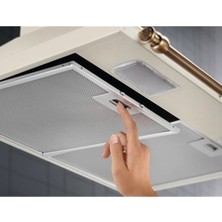 60 cm Krem Metal Duvar Tipi Ankastre ile Modern Mutfak Aksesuarı
