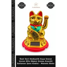 Floranova Özel Seri Hediyelik Eşya Enerji Veren Ofis Objesi Güneş Enerjili Sallanan Şans Kedisi - Maneki Neko