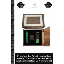 Floranova Premium Şık Paket Iş Arkadaşı Hatıra Özel Ahşap Kutulu Yeşil Anahtarlık Kalem ve Çakmak Set