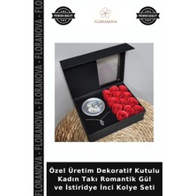 Floranova Özel Üretim Dekoratif Kutulu Kadın Takı Romantik Gül ve Istiridye Inci Kolye Seti