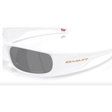 Oakley Highland  9522 02 62 Beyaz Güneş Gözlüğü