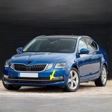 Ön Sol Sis Farı Çerçevesi Krom 5E0807681G Skoda Octavia 3 ile Uyumlu 2017-2020