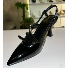 Purple Shoes Kemer Detaylı Arkası Açık Stiletto