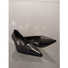 Purple Shoes Kadın Siyah Metalik Klasik Kısa Topuk Stiletto