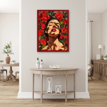 Steelartdec Kırmızı Çiçekler Arasında Kadın Metal Tablo