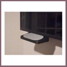 Bezos 3D Baskı Tv Altı Medya Oynatıcı Rafı Ayak Deliğine Monte Küçük Cihaz Standı Modem ve Streamer Rafı Siyah Bzss