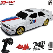 Uzaktan Kumandalı Full Fonksiyon 1:16 Şarjlı 2.4g 30KM/H 4x4 Retro Drift Araba, 7.4V Bataryalı Rc Yarış Arabası, Bariyer ve Lastik Aksesuarlı Siyah Mo