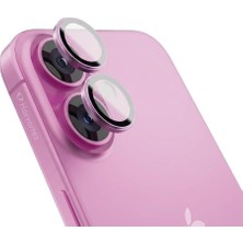 Nzm Store iPhone 16/16 Plus ile Uyumlu Safir Kamera Lens Koruyucu - Alüminyum Çerçeveli, Hizalama Aparatlı, Su Geçirmez Glue Layer,%95+ Kristal Netlikte 9h Safir Cam - Pembe