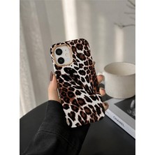 Khi-Zai Iphone 16 ile Uyumlu Leopar Tasarım Magsafe ile Uyumlu Deri Hissiyatlı Içi Kadife Premium Telefon Kılıfı