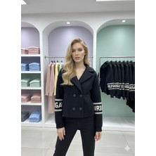 Ribana Classic Kadın Regular Kalıp Kolları Triko Detaylı Astarlı Kapüşonlu Kısa Buklet Kaşe Ceket M93196