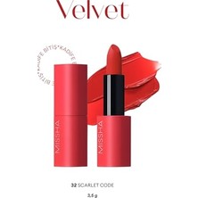 Ceylan Adam No.32 Scarlet Code Yoğun Pigmentli Blur Etkili Nemli Kadife Bitişli Dare Rouge Velvet Ruj