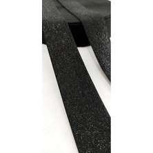 Genişlikte Düz Siyah Simli Lastik / 1 Metre