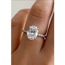 Crystal Diamond Zirconia Işıklı Kutuda Nora 2.5 Karat Oval Tektaş Yüzük