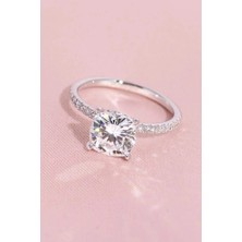 Crystal Diamond Zirconia 1.40 Karat Laboratuvar Pırlantası Tektaş Yüzük