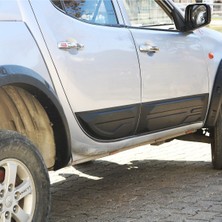 Trobus Mitsubishi L200 2007-2014 Uyumlu Kapı Dodik Seti 4 Parça Abs Mat Siyah