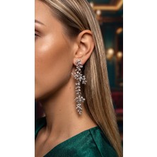 Mysofya Gümüş Detaylı Kristal Taşlı Dökme Sallantılı Küpe