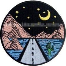 Rafta Yıldızlı Gece Temalı Uzun Yol Nakış Arması 8x8 cm