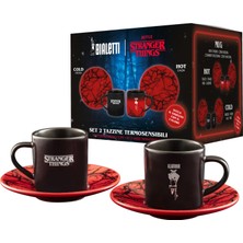Rafta Bialetti Stranger Things 2 Fincan ve 2 Tabak Seti - Isıya Duyarlı Renk Değiştiren - Bulaşık Makinesinde Yıkanamaz - Her Biri 80 Ml, Siyah