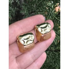 LinAlya Jewelry Gold Ezme Detaylı Bal Rengi Küpe