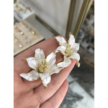 LinAlya Jewelry Tasarım Çiçek Model Beyaz Küpe