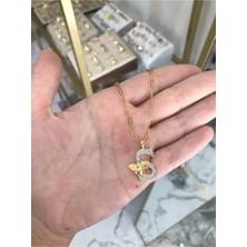 LinAlya Jewelry Arı Detaylı Taşlı Harf Kolye (S Harfi)