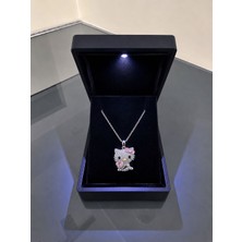 Gözde Aksesuarım Işıklı Kutuda Hello Kıtty Çelik Kolye