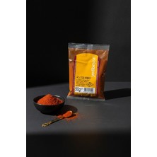 Yedibeyza Kırmızı Toz Biber 50 gr – Ince Öğütülmüş Aromatik Baharat Yemek Sos ve Mezeler Için