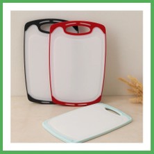 Astraltech 40X24 cm Plastik Kesim Panosu - Kaymaz Silikon Kenarlı, 10 mm Bezoss