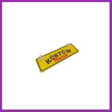 Salmore Küstüm Sana Yazılı Sarı Dekor Plaka Vantuzlu Cam Süsü 22X7.5CM Ks2 Bty