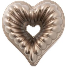 Die Grup Tr Nordicware 55548 Kek Kalıbı, Kalpli Çelenk, Alüminyum Döküm, Hacim: 2.5lt, 55548AMZ, Gümüş