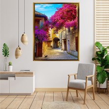 Giyense Tablo Tarihi Sokak ve Pembe Sarmaşık Çiçekli Arnavut Kaldırımlı Yol Kanvas Tablo