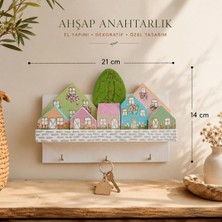 Atelye Karga El Yapımı Ahşap Ev Figürlü Duvar Anahtarlığı, 21X14 cm