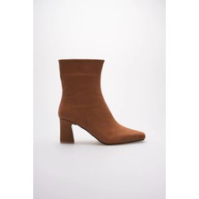 Deridün Yıldız Shoes Fiora Kadın Taba Süet Kalın Topuklu Kışlık Bot