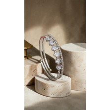 Dore Collection Marka Model Premium Oval Kesim Zirkon Taşlı Esnek Sarmal Bileklik