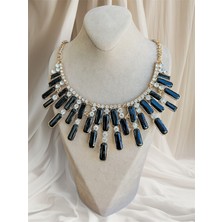 Dore Collection Geometrik Siyah Taşlı ve Zirkon Şeritli Yaka Kolye
