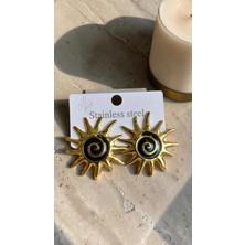 Dore Collection Spiral Detaylı Güneş Formlu Cerrahi Çelik Küpe