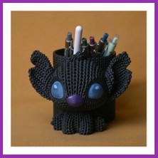 Salmore 3D Baskı Knitted Kalemlik - Sevimli Karakterli Masaüstü Kalem Organizeri-Siyah Bty