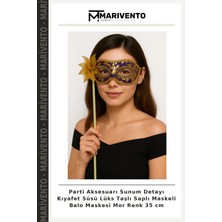 Parti Aksesuarı Sunum Detayı Kıyafet Süsü Lüks Taşlı Saplı Maskeli Balo Maskesi Mor Renk 35 cm