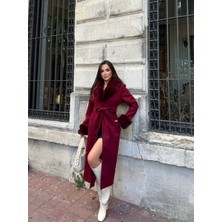 Modanı Seç Premium Kürk Yakalı ve Kürk Manşetli Kuşaklı Uzun Kaşe Kaban - Bordo