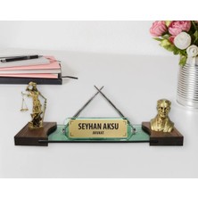 BK Gift Kişiye Özel Avukat ve Atatürk Saatli Kristal Masa Isimliği