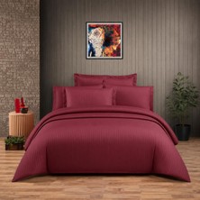 Tr Çizgili Saten Nevresim Takımı, Çift Kişilik 4 Parça | Pamuklu Saten, Yumuşak ve Serin | Nevresim 200X220, Çarşaf 240X260, 2 Yastık Kılıfı 50X70 cm | Bordo