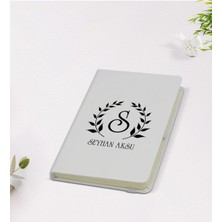 BK Gift Kişiye Özel Çelenk Baş Harfli Isimli 9X14CM Beyaz Defter - Model 4